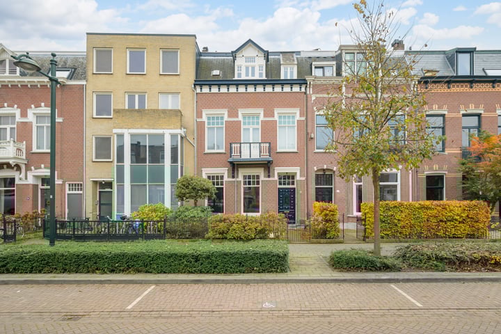 Baronielaan 90 in Breda