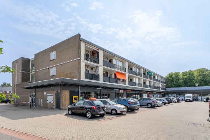 Bart van Peltplein 24 in Tilburg foto