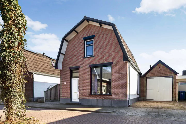 Bartelsweg 76 in Apeldoorn foto
