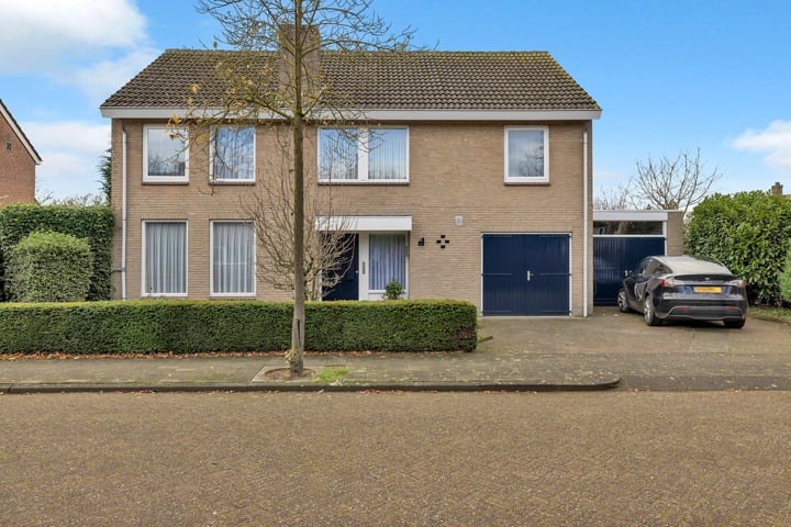Barthold van Heesselstraat 14 in Aarle-Rixtel foto