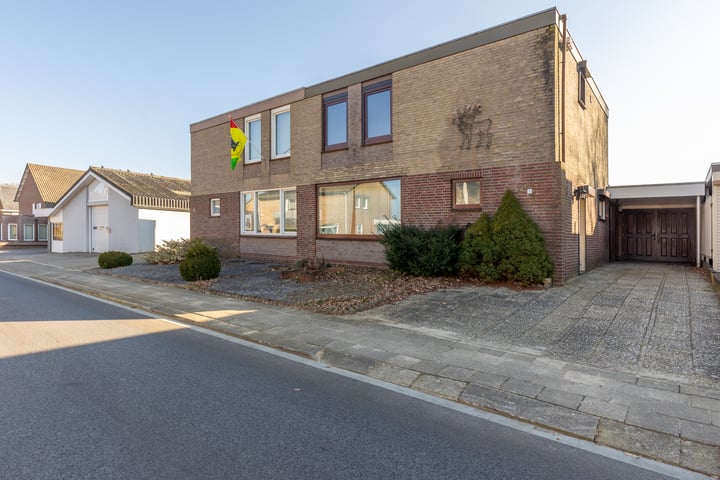 Bartholemeusstraat 5 in Born foto