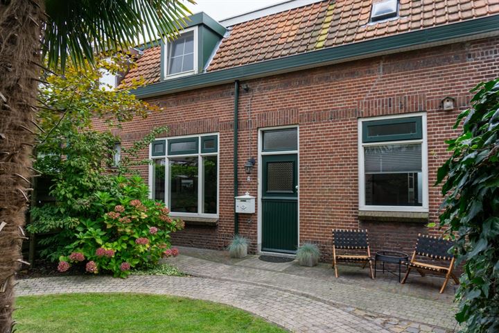 Bartokstraat 2 in Bergen op Zoom foto