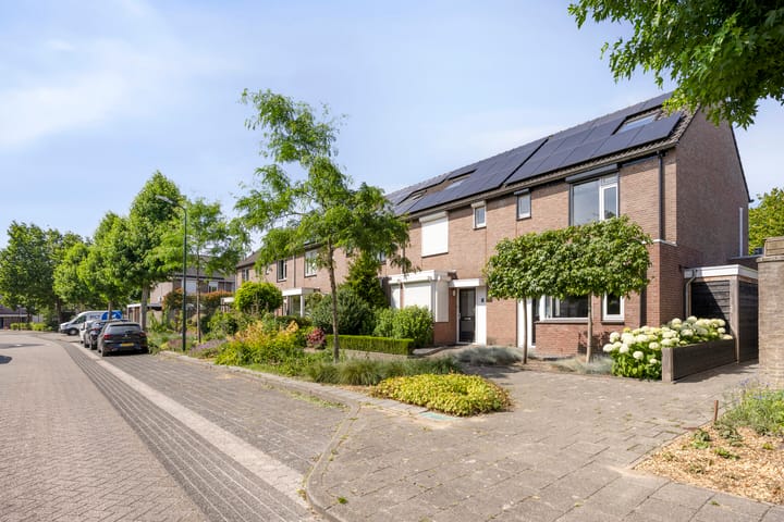 Bartokstraat 2 in Schijndel