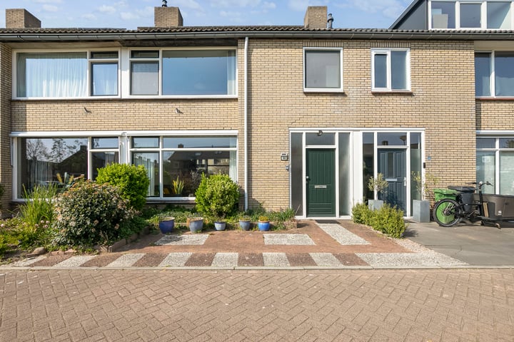 Bartókstraat 60 in Elst foto