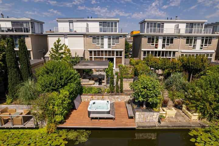 Basalt 87 in Zoetermeer foto