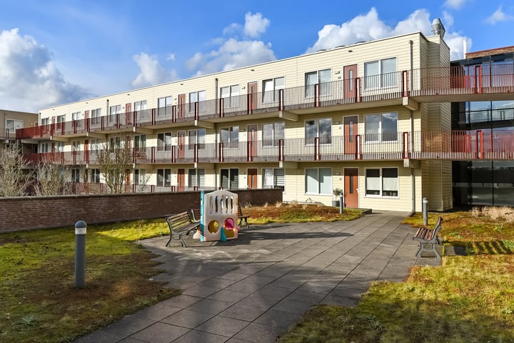 Basilica 75 in Elst foto