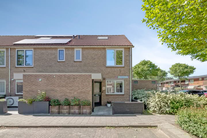 Basilicumweg 317 in Almere foto