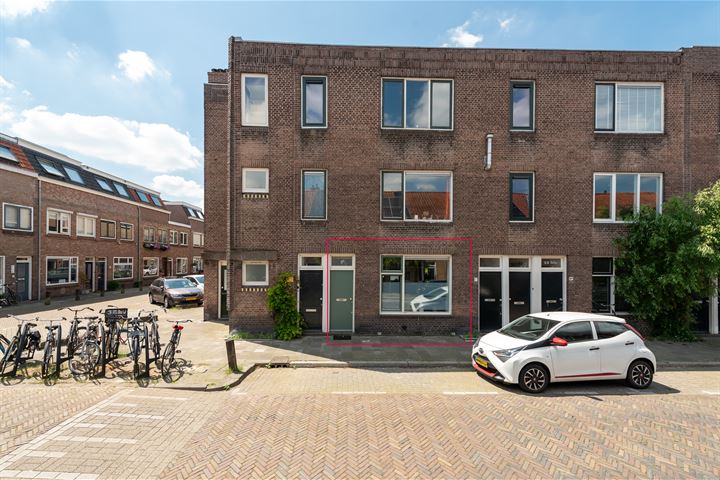 Bataviastraat 8 in Utrecht foto