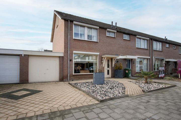 Batavierenstraat 13 in Weert foto