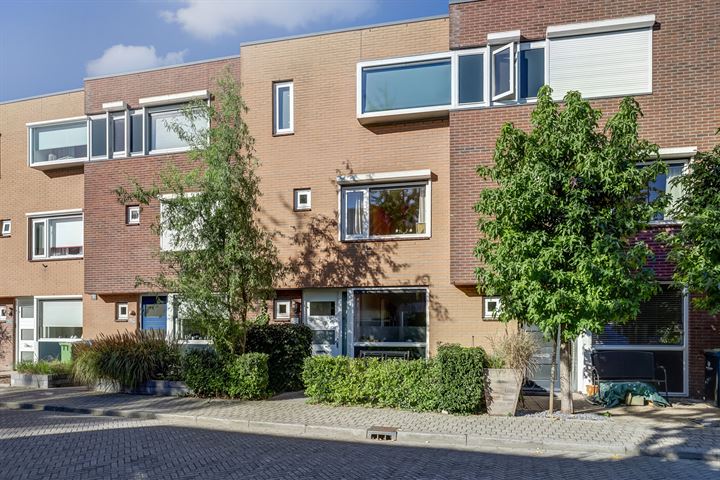 Batenborch 11 in Vianen foto