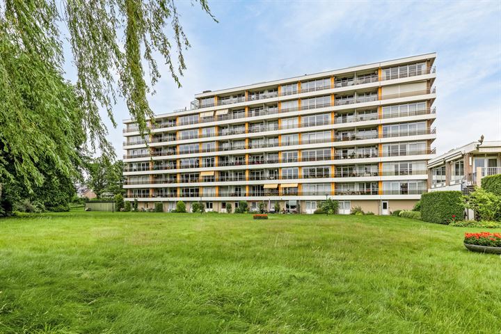 Bavelselaan 358 in Breda foto