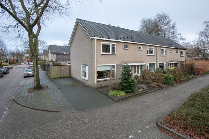 Beatrixlaan 32 in Hoevelaken foto