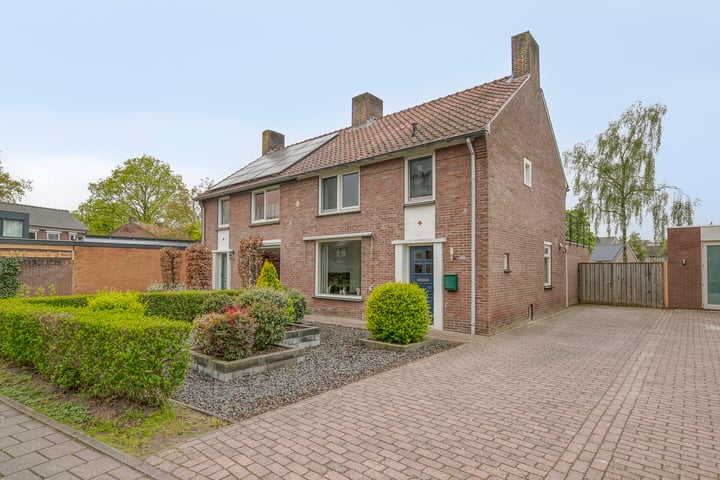 Beatrixstraat 3 in Son en Breugel