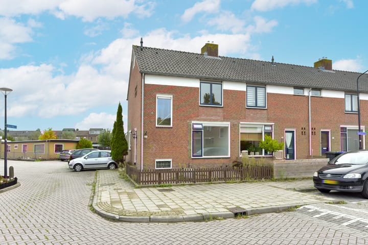 Beatrixstraat 30 in Wilnis foto
