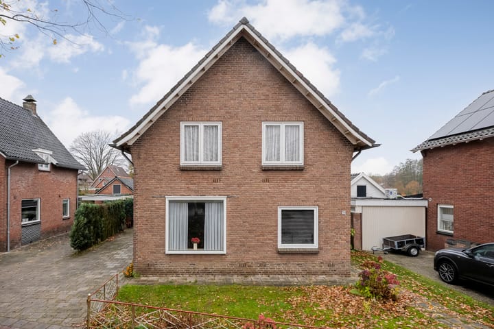 Beatrixstraat 34 in de Lutte