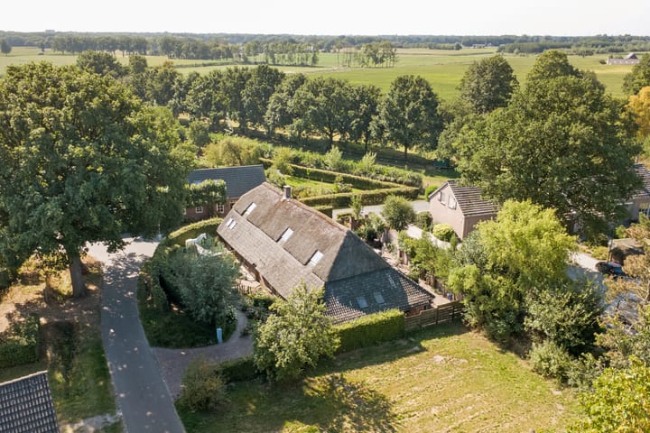 Beek 6 in Merselo foto