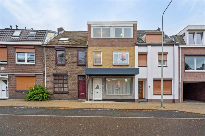 Beekhoverstraat 7 in Geleen foto