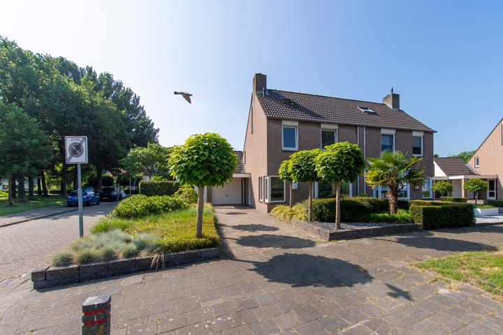 Beeklaan 168 in Tilburg foto