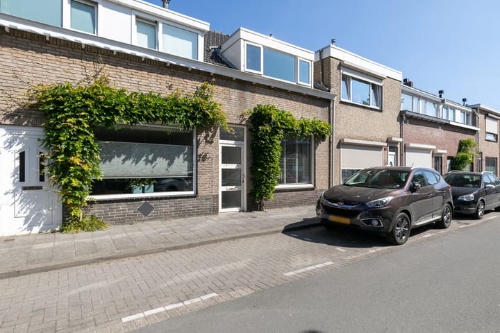 Beekstraat 66 in Breda foto
