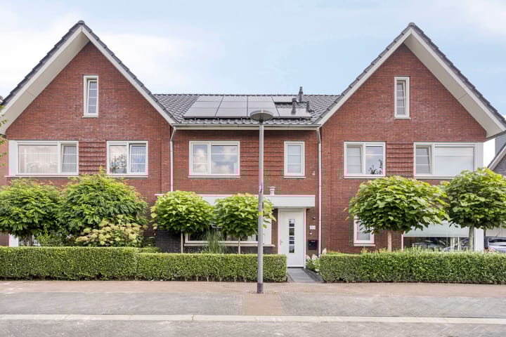 Beekvoorde 63 in Borne foto