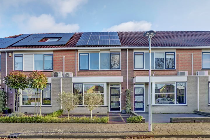 Beemdkroon 62 in Tiel foto