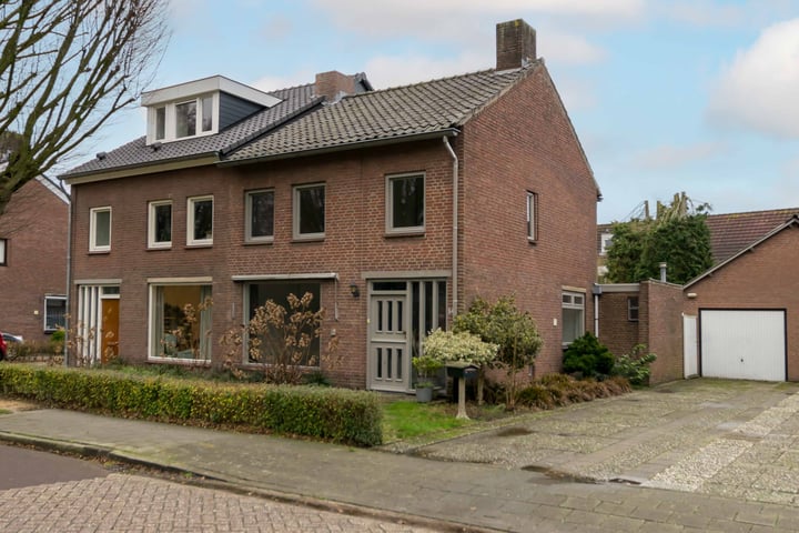 Beemdstraat 14 in Son en Breugel foto