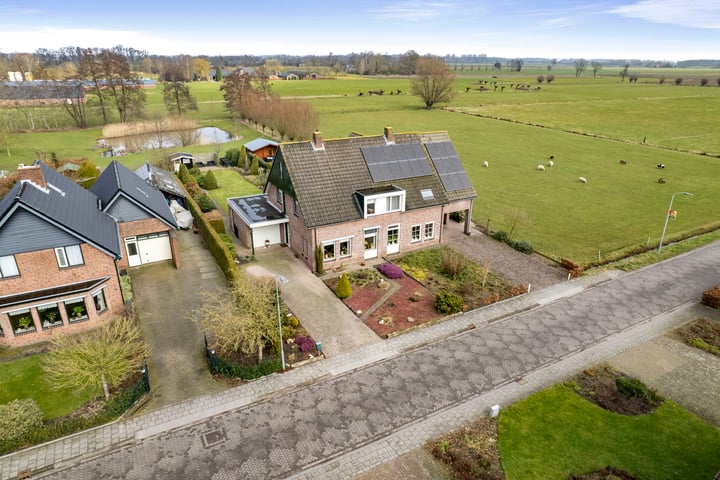 Beentjesweg 8 in Terwolde foto