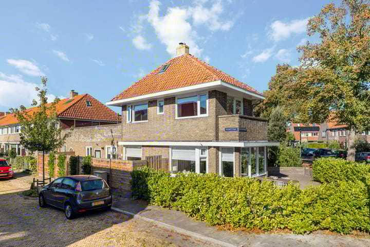 Beethovenstraat 13 in Leeuwarden foto