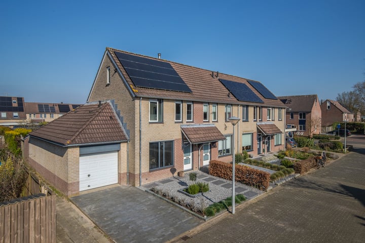 Begijnenkamp 61 in Elst foto