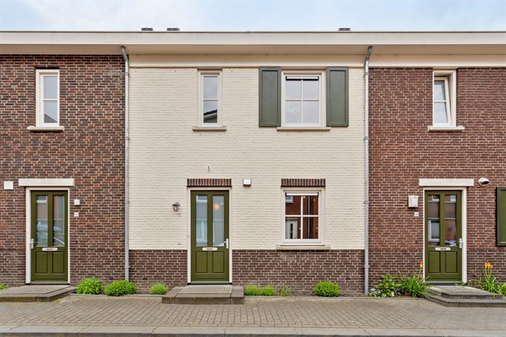Begoniastraat 37 in Enschede foto
