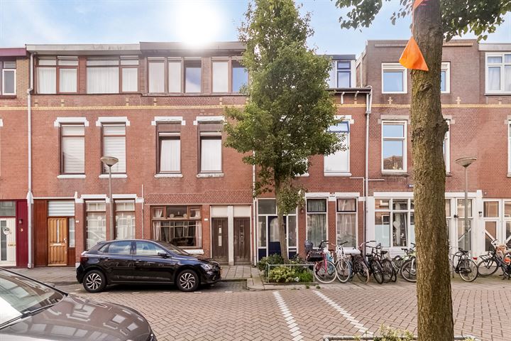 Beierlandsestraat 7 in Schiedam foto