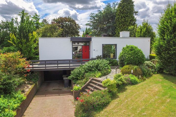 Bekerbaan 51 in Schimmert foto