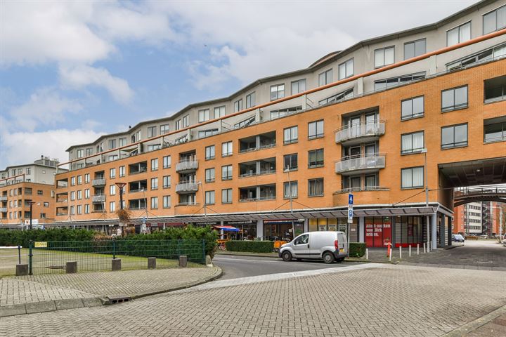 Belgiëplein 36 in Amsterdam foto