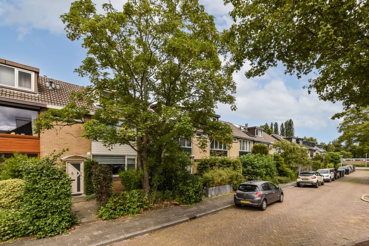 Belle van Zuylenlaan 24 in Amstelveen foto