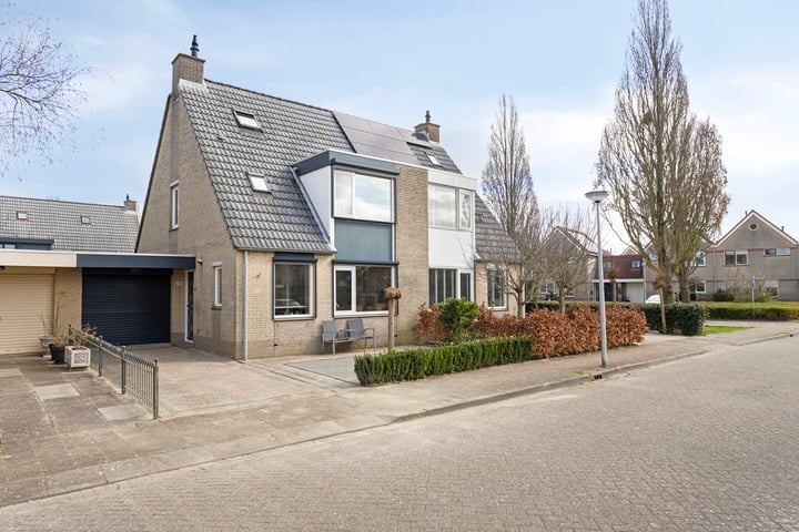 Bellinkstraat 18 in Hellevoetsluis foto
