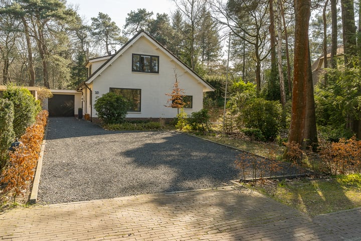 Belvédèrelaan 10 in Nunspeet foto