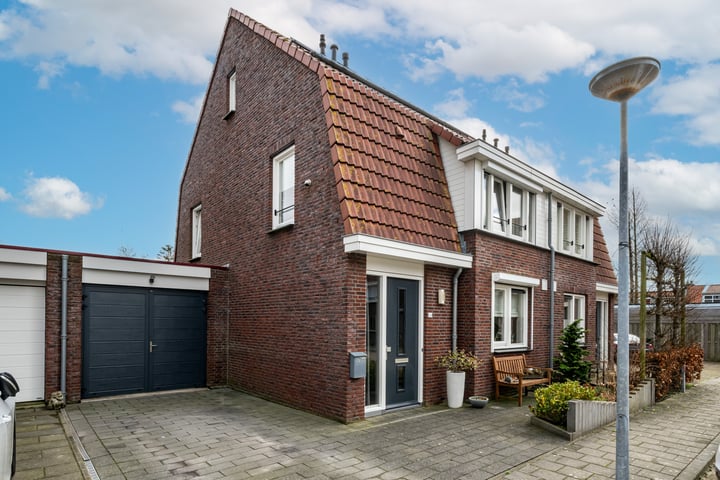 Beneden Oostdijk 66 in Den Bommel foto