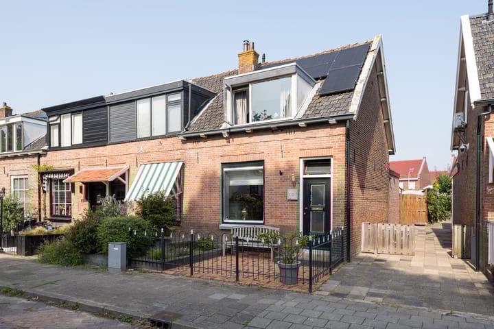 Benedenrijweg 107 in Ridderkerk foto