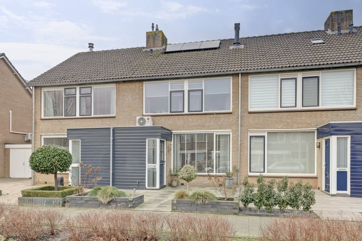Benedictushof 12 in Vianen foto