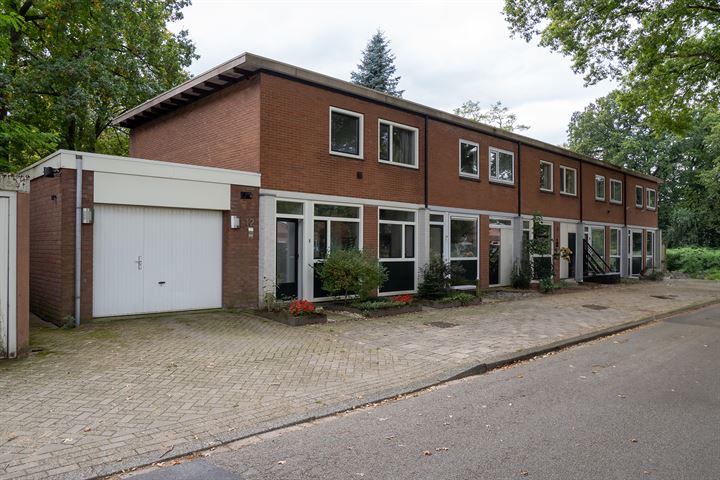 Beneluxlaan 12 in Enschede foto