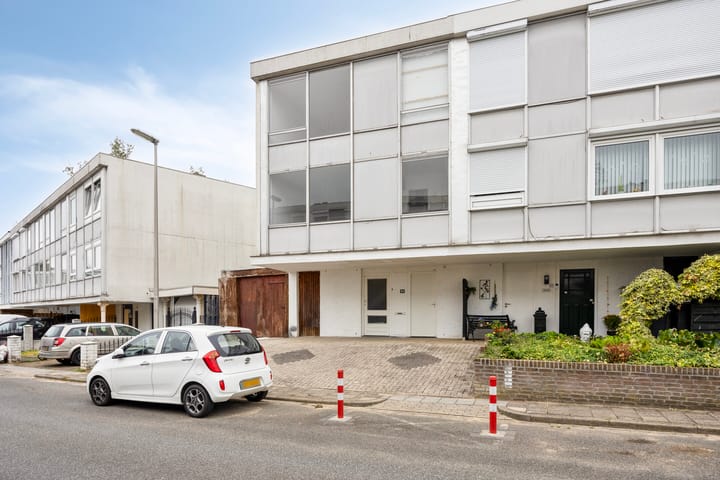 Beneluxlaan 84 in Heerlen foto