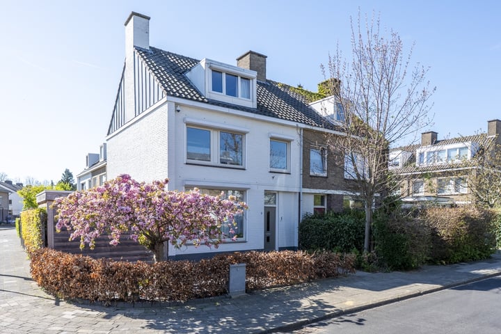 Beneluxstraat 9 in Maastricht foto