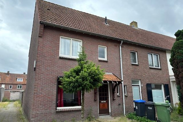 Benoitstraat 24 in Eindhoven foto
