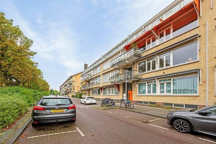 Bentincklaan 45B in Rotterdam foto