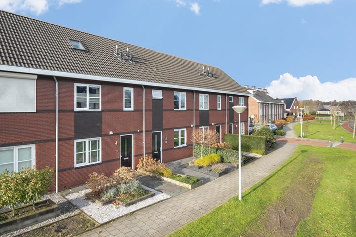 Bereklauw 11 in Rijssen foto