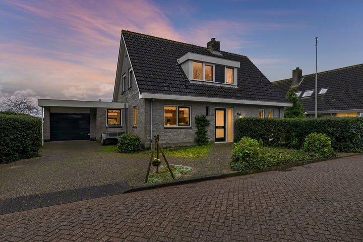 Bereklauw 36 in Monnickendam foto