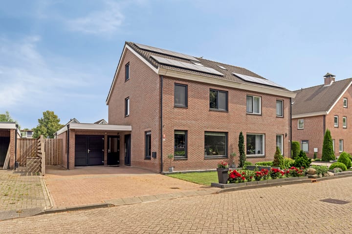 Bereklauw 48 in Klazienaveen foto