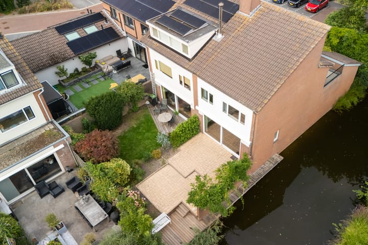 Bereklauwkreek 22 in Leiderdorp foto