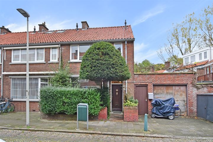 Bergmannstraat 20 in 's-Gravenhage foto
