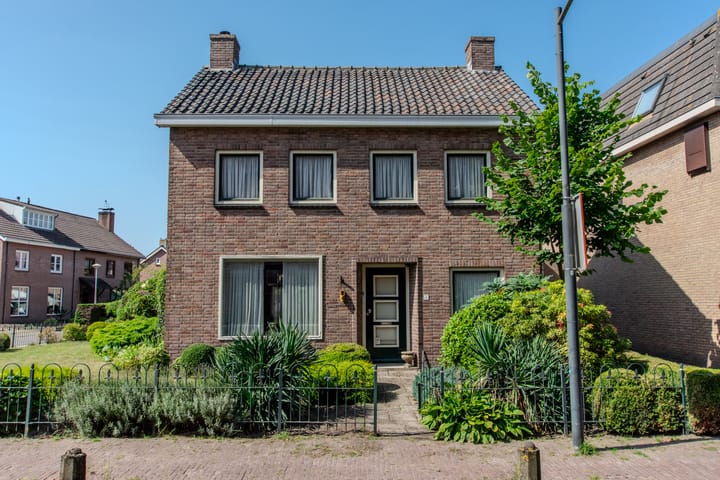 Bergsestraat 1 in Huijbergen